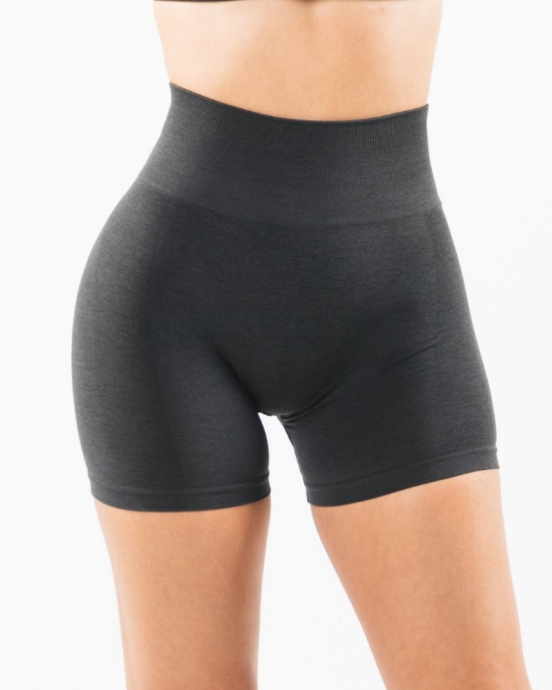 Short Alphalete Amplify Corta 4.5" Shadow Femme | LRG-36490380