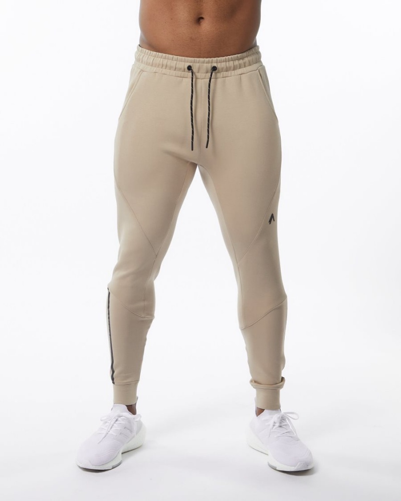 Pantalon Jogging Alphalete ELMTS Cuffed Jogger Tan Homme | UKW-69600638