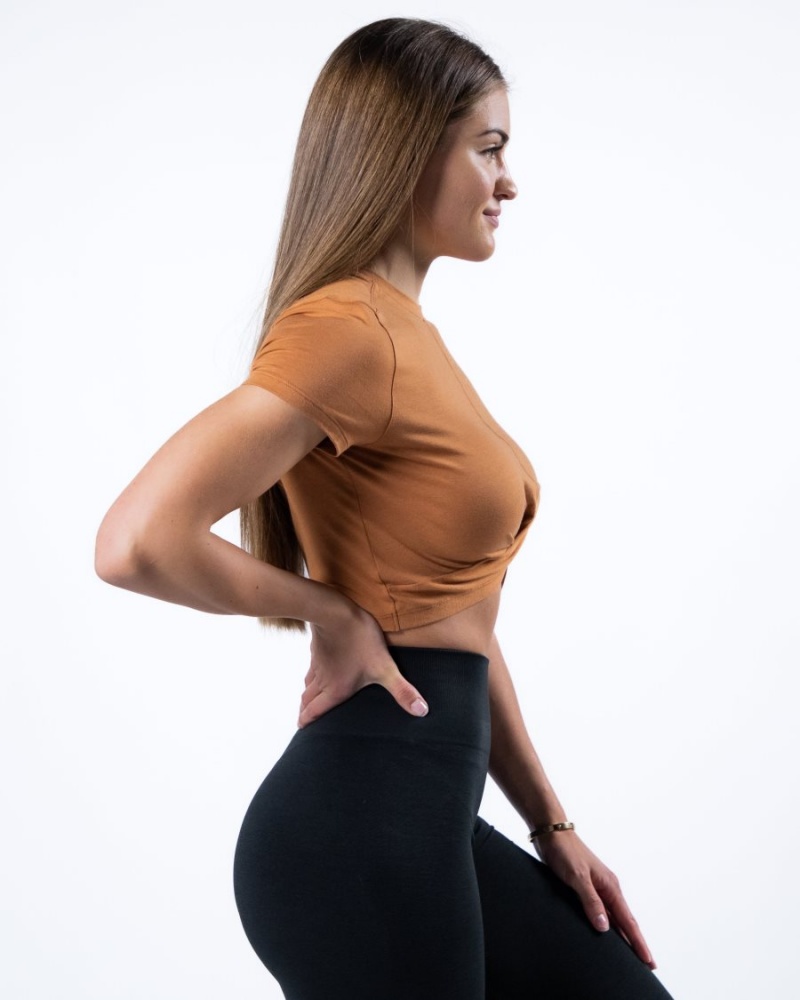 Chemises Alphalete Evo Twist Crop Camel Femme | CFQ-28030782