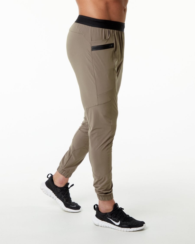 Pantalon Jogging Alphalete Studio Pant Mocha Homme | OHS-37720615