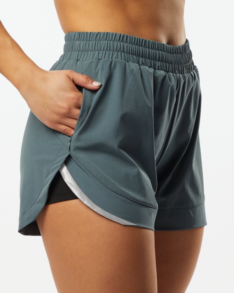 Short Alphalete Stride Corta 3" Grise Femme | JFR-91873327